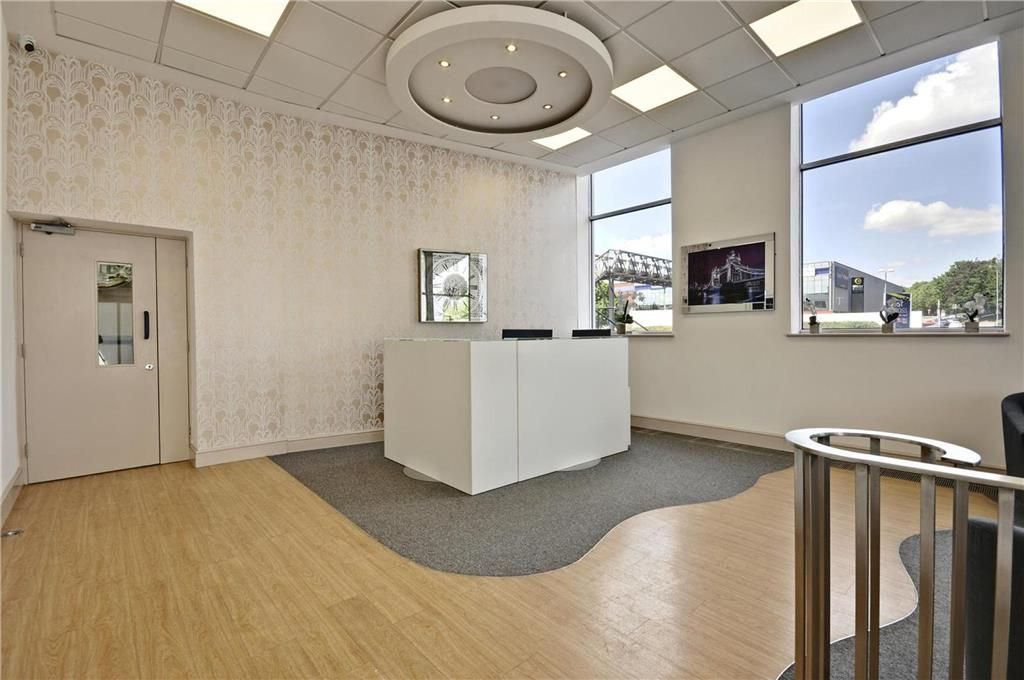 Property photo 3 of 14 Photo 11