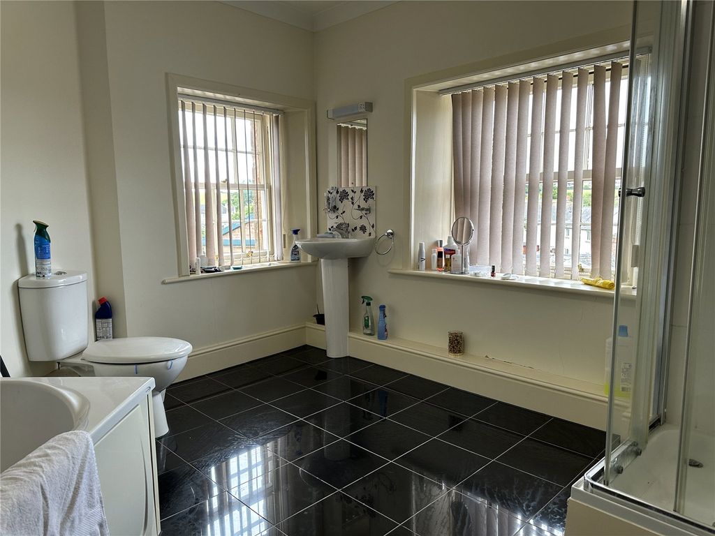 Additional image 7 of 3 bed flat to rentLong Street, Williton, Taunton TA4
