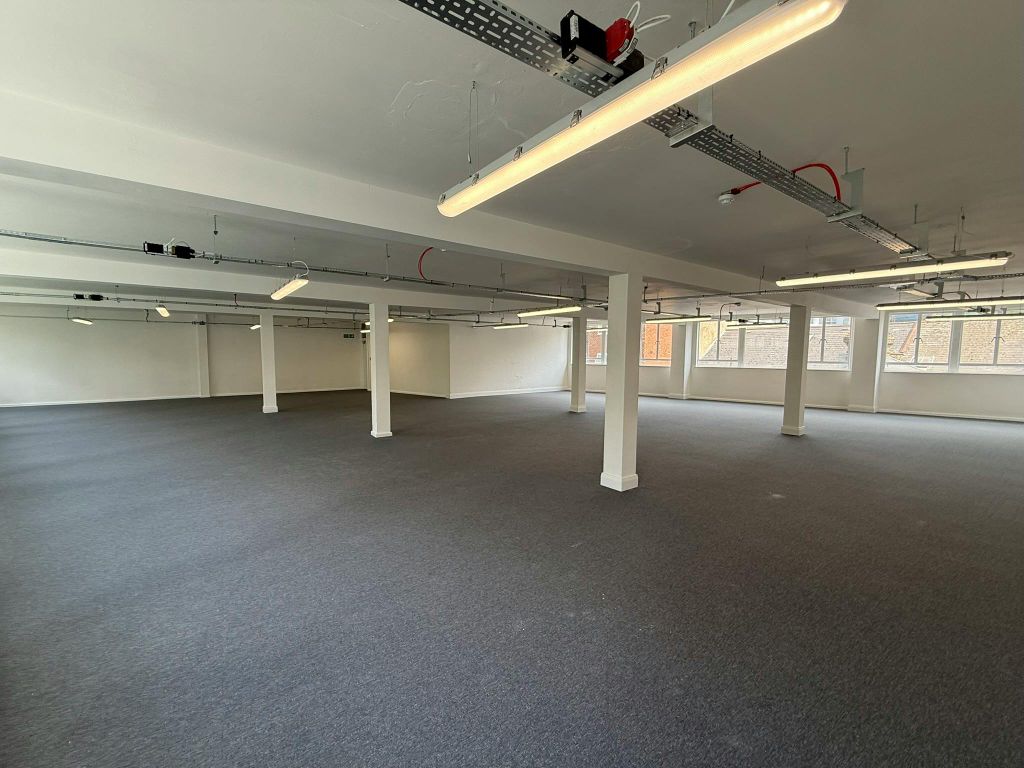 Property photo 3 of 5 Img_2632.Jpeg