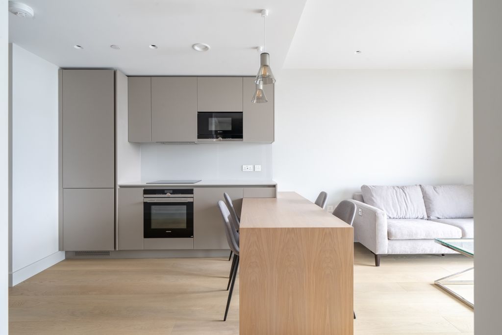 Property photo 2 of 14 Dsc07378-Hdr