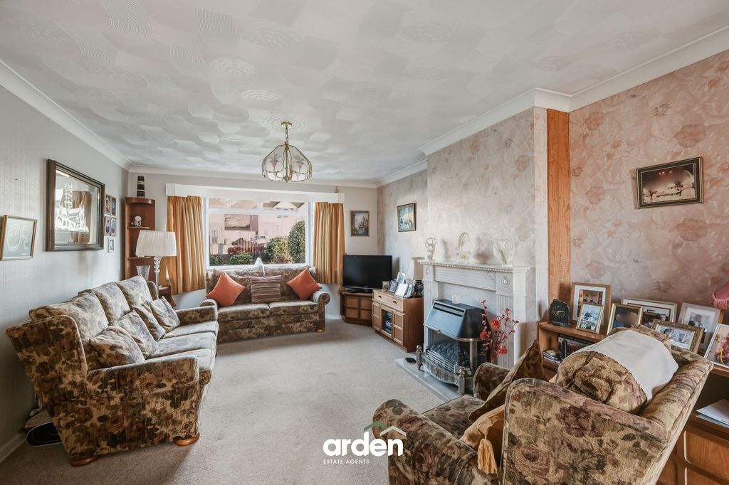 Property photo 3 of 14