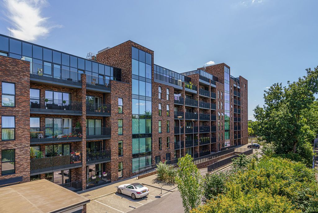 Property photo 3 of 16