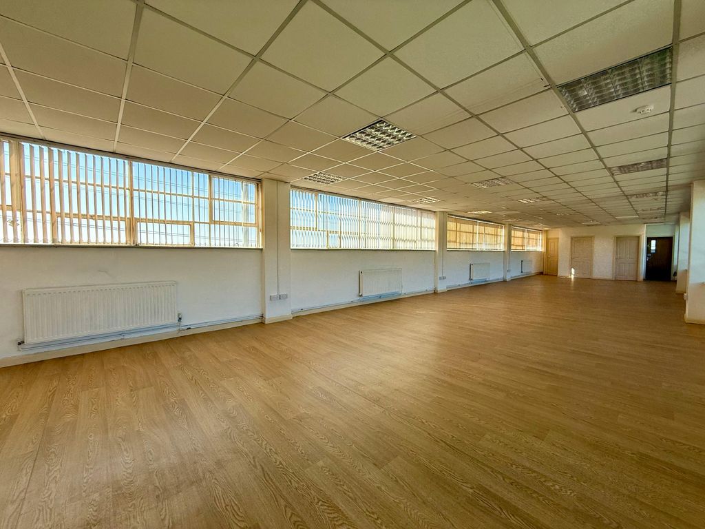 Property photo 2 of 8 Photo 14-05-2025, 09 53 00.Jpg