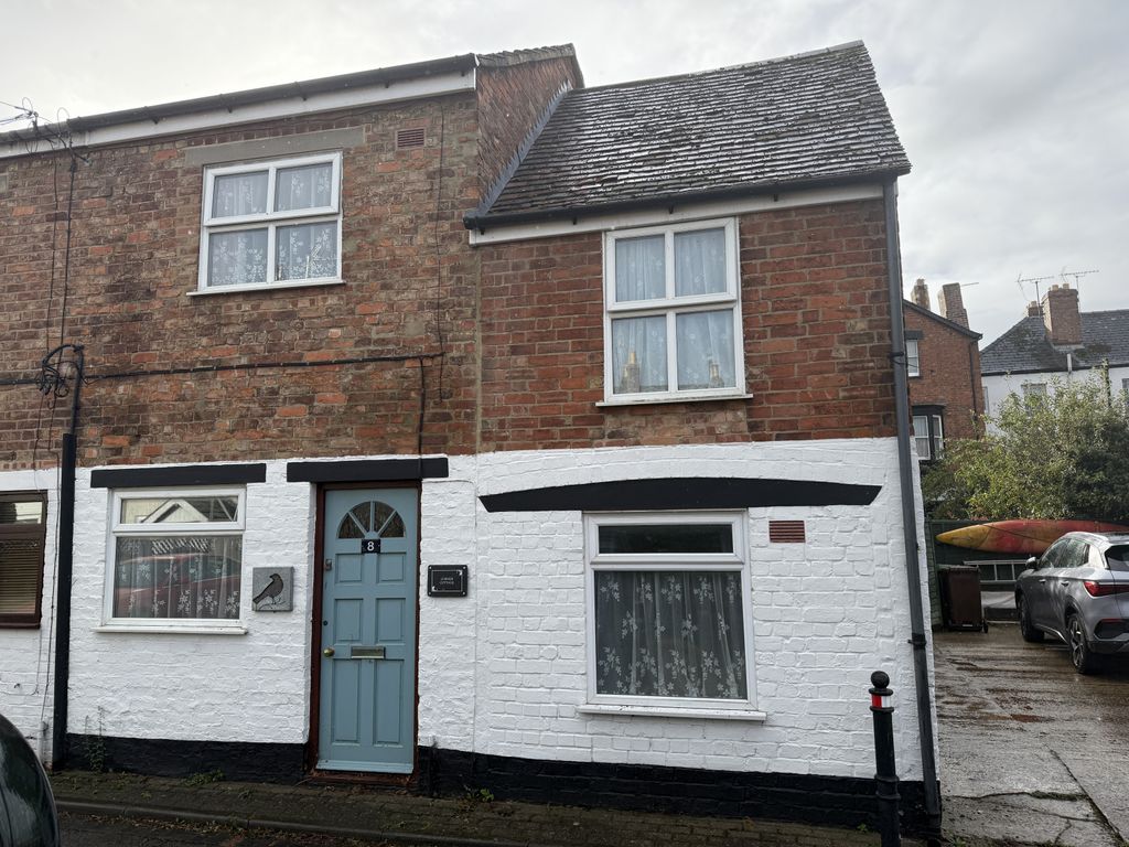Property photo 1 of 20 2 Bedroom End Terrace Cottage