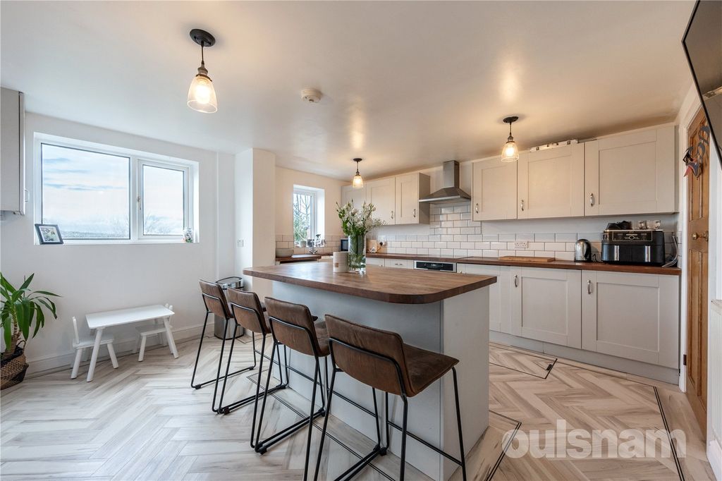 Property photo 3 of 25 Picture No. 10