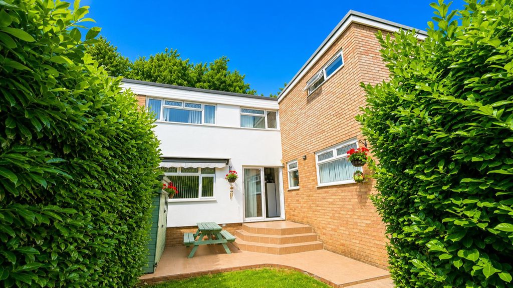 Property photo 1 of 17 15.Png