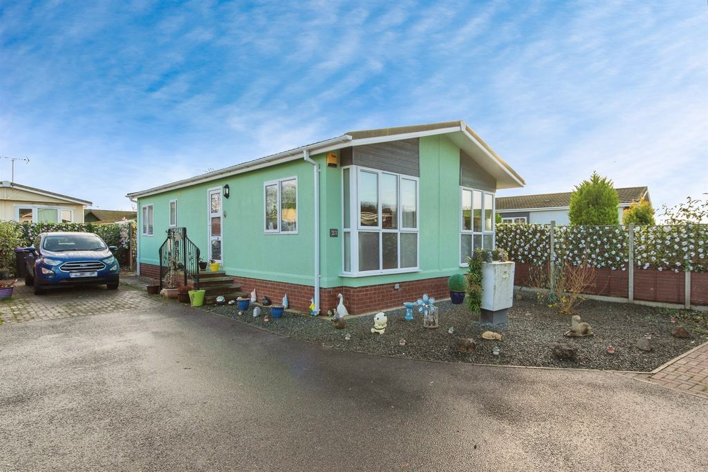 Property photo 1 of 20