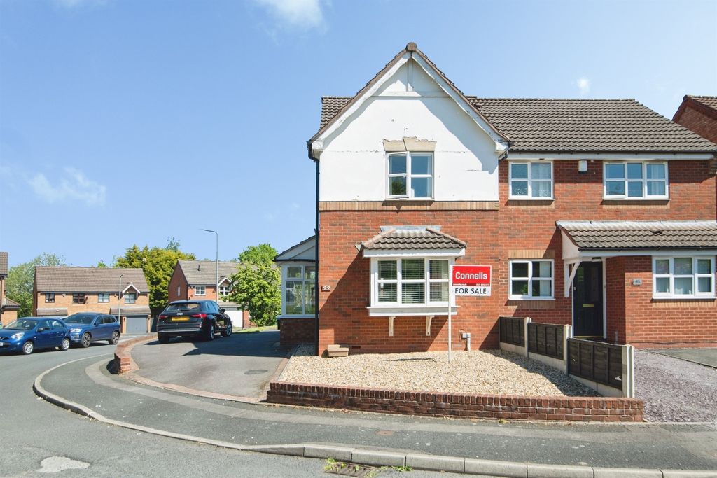 Property photo 1 of 12