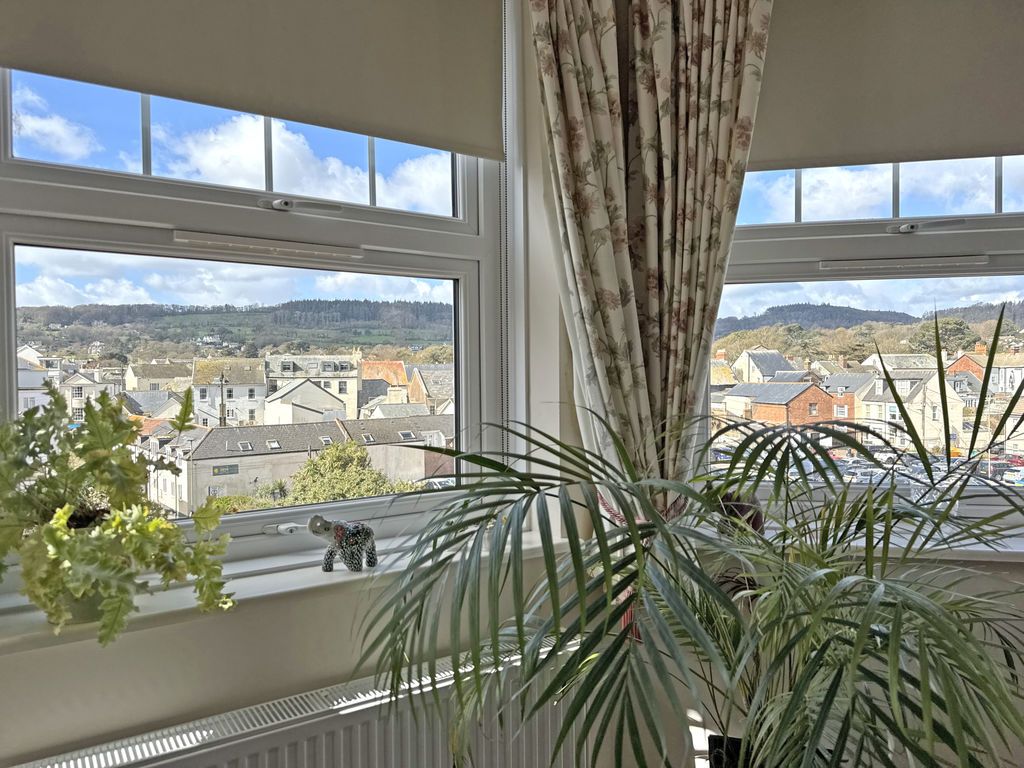 Property photo 2 of 14 Photo 7