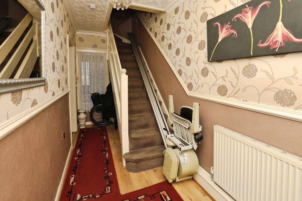 Property photo 2 of 15