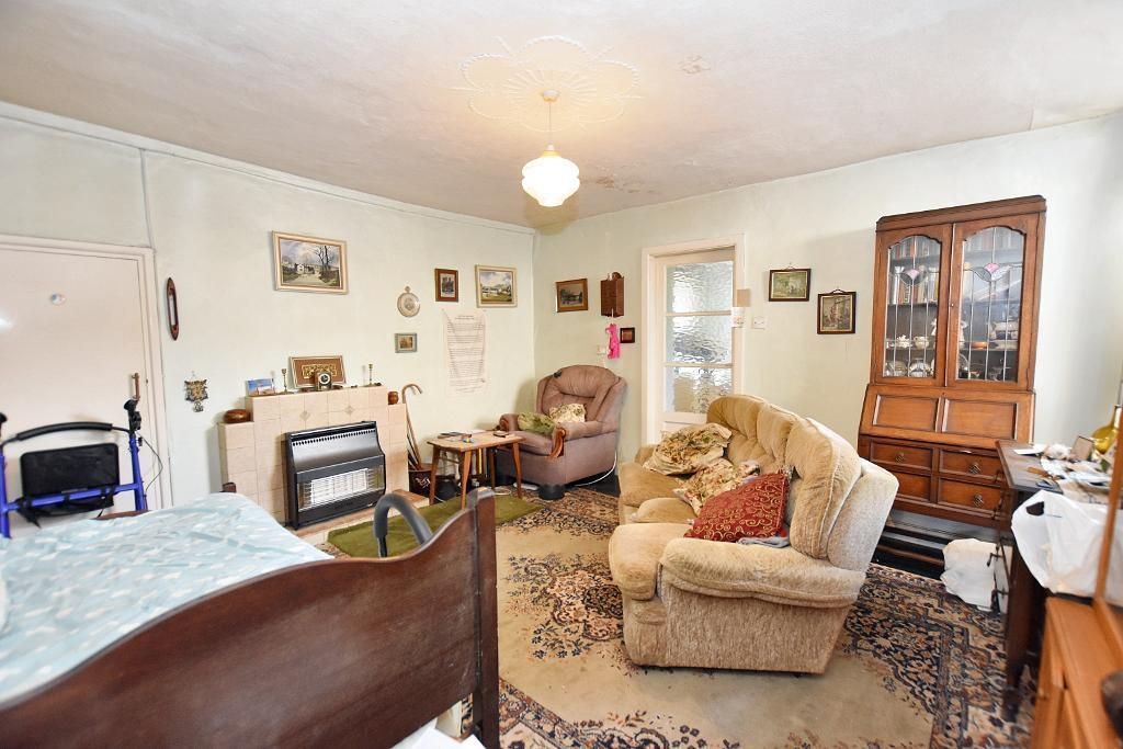 Property photo 2 of 11 Photo 2