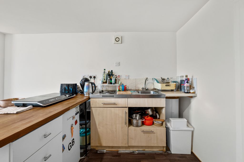 Property photo 2 of 7 Picture No. 02