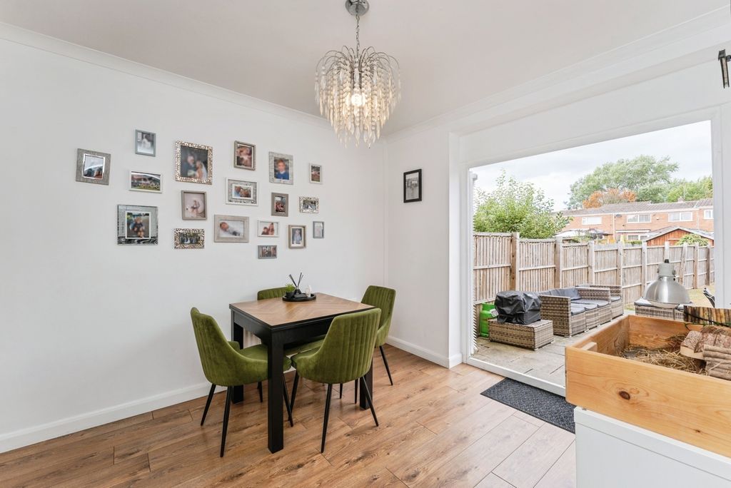 Property photo 3 of 20 Pbox-Img.Jpg