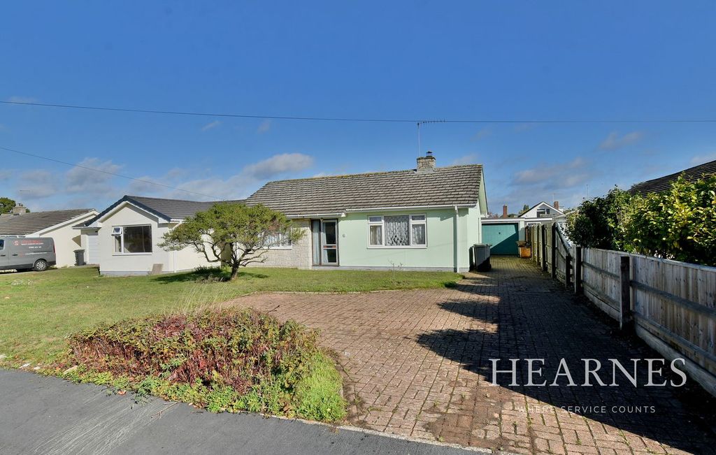 Property photo 1 of 9