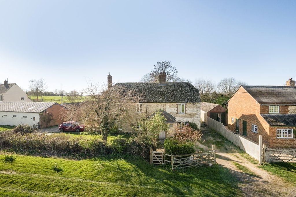 Property photo 1 of 26 Front