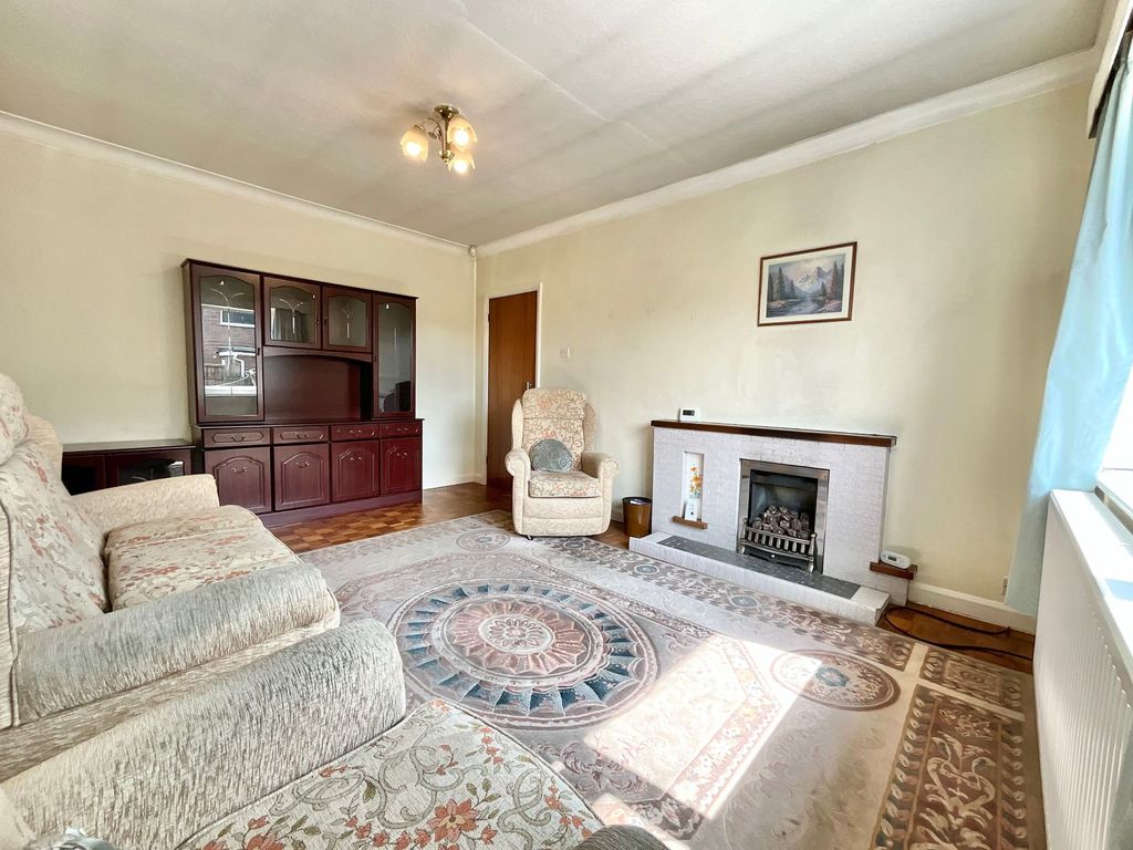 Property photo 3 of 23