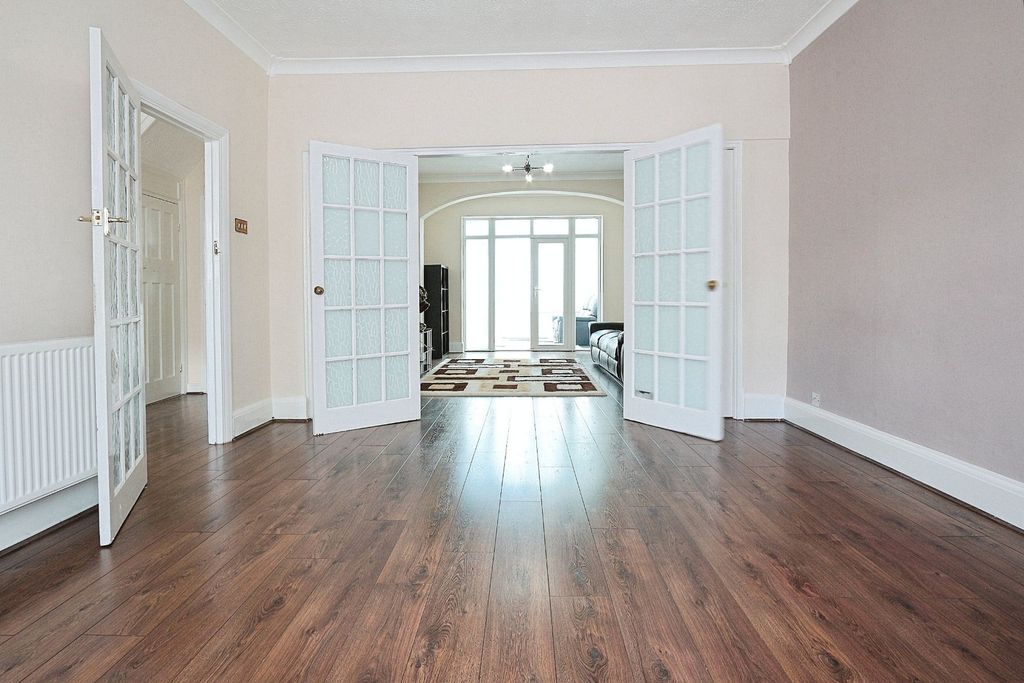 Property photo 3 of 11 Reception Room 2