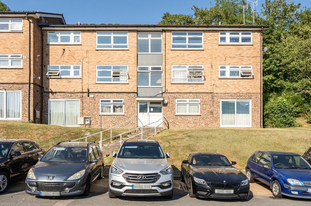 Property photo 1 of 24 1494341-1-6A566Df...
