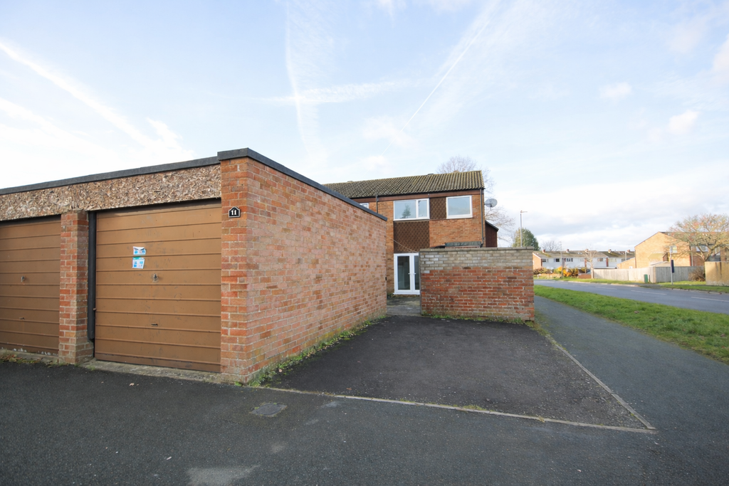 Property photo 2 of 3