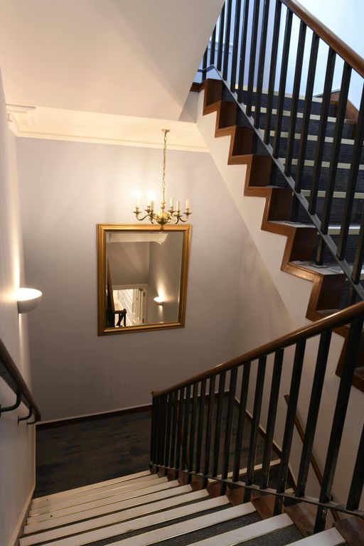 Property photo 3 of 11 3 Christchurch House 30 Waterloo Street Birmingham  Stairwell.Jpg