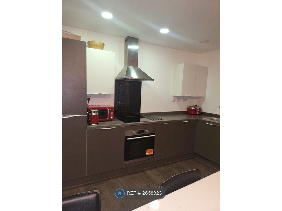 Property photo 3 of 35