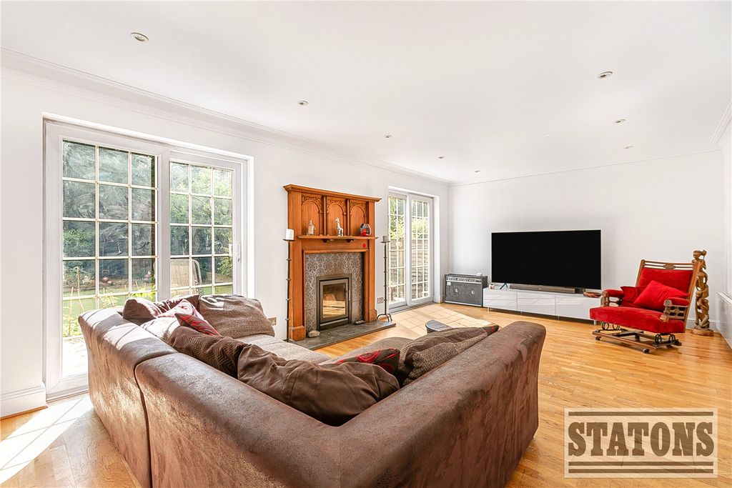Property photo 3 of 26 Picture No. 84