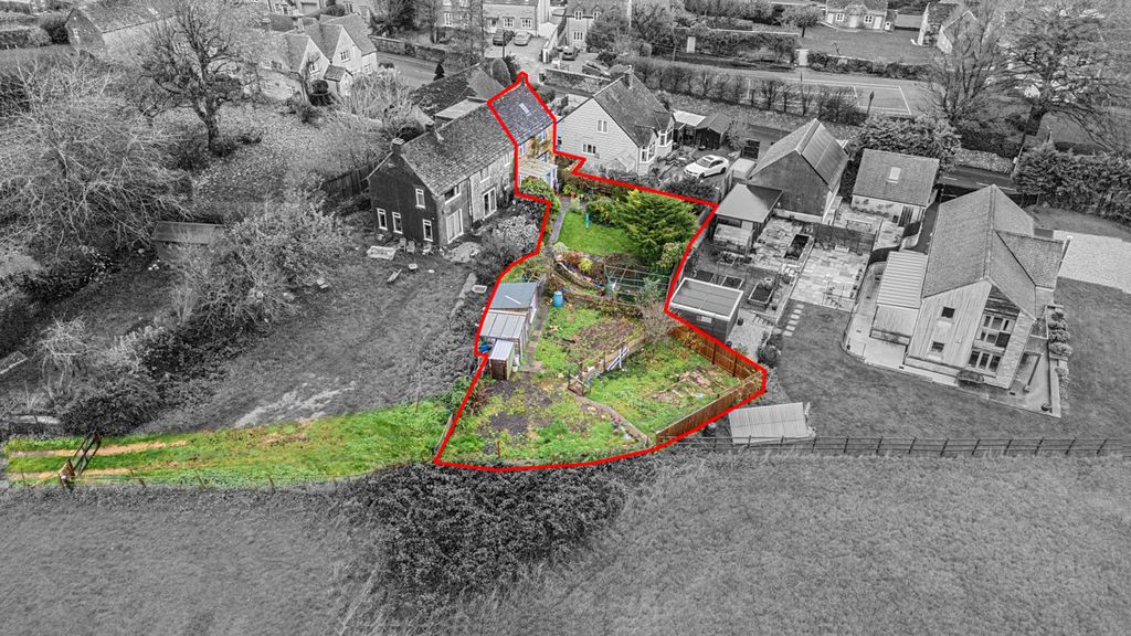 Property photo 2 of 24