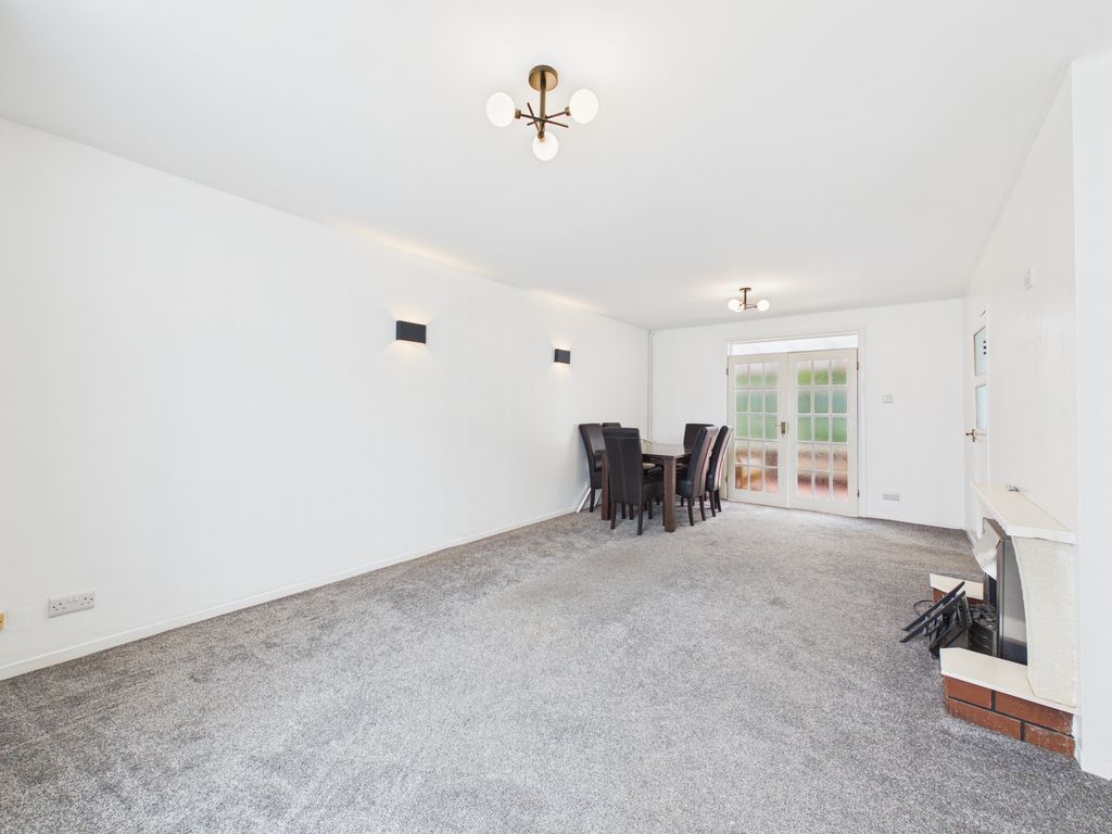 Property photo 2 of 11 Lounge Dining Room