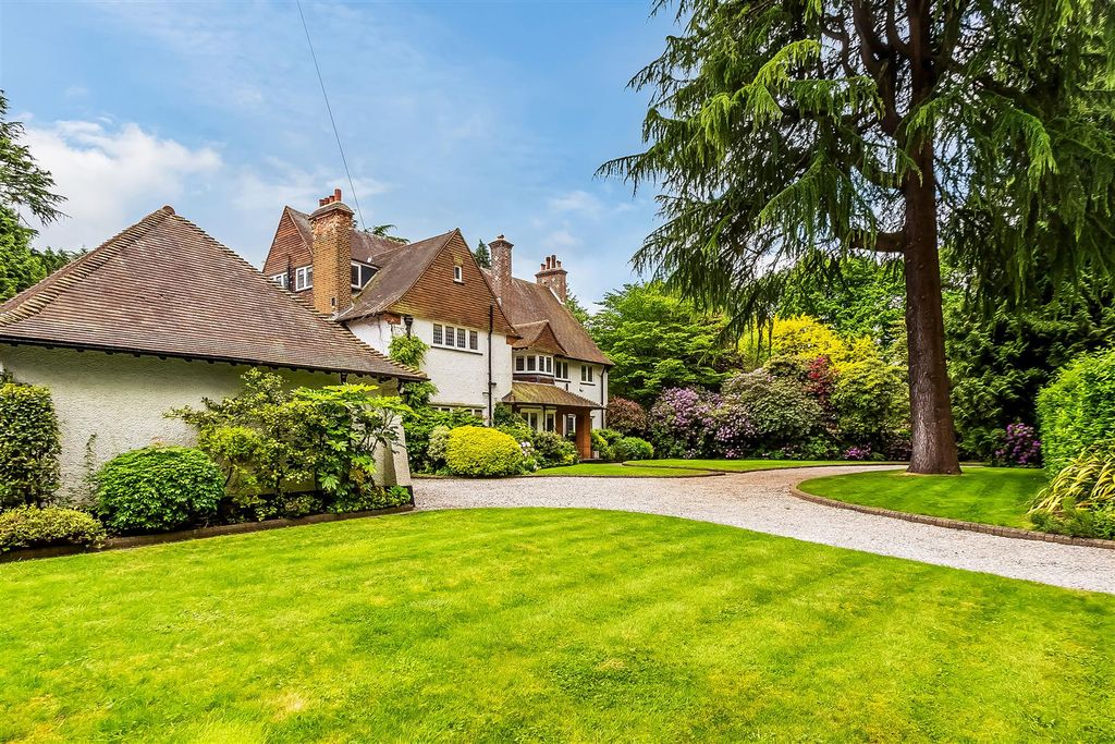 Property photo 1 of 51 Chequers-Corner-11.Jpg