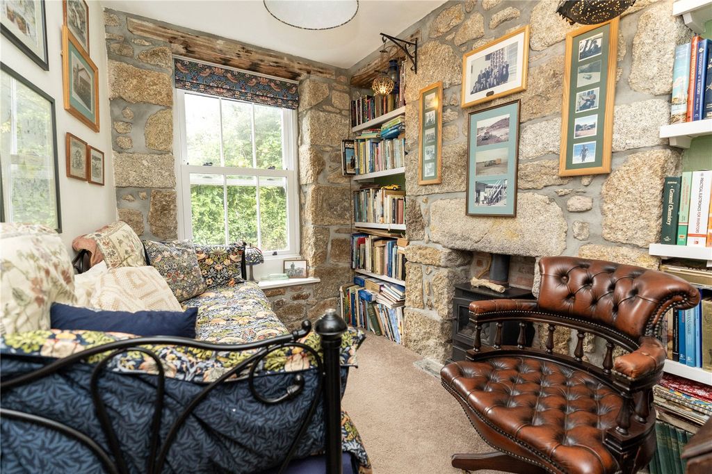 Property photo 2 of 19 Picture No. 01