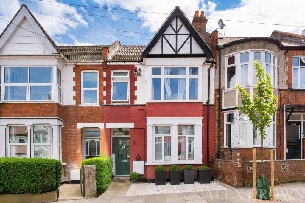 Property photo 1 of 7