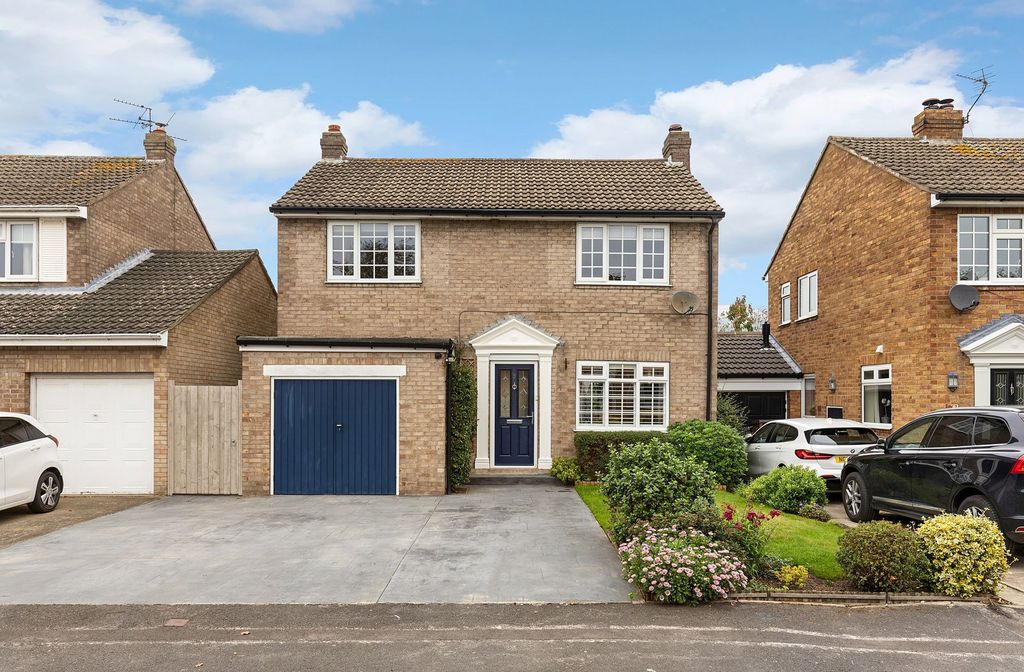 Property photo 2 of 19