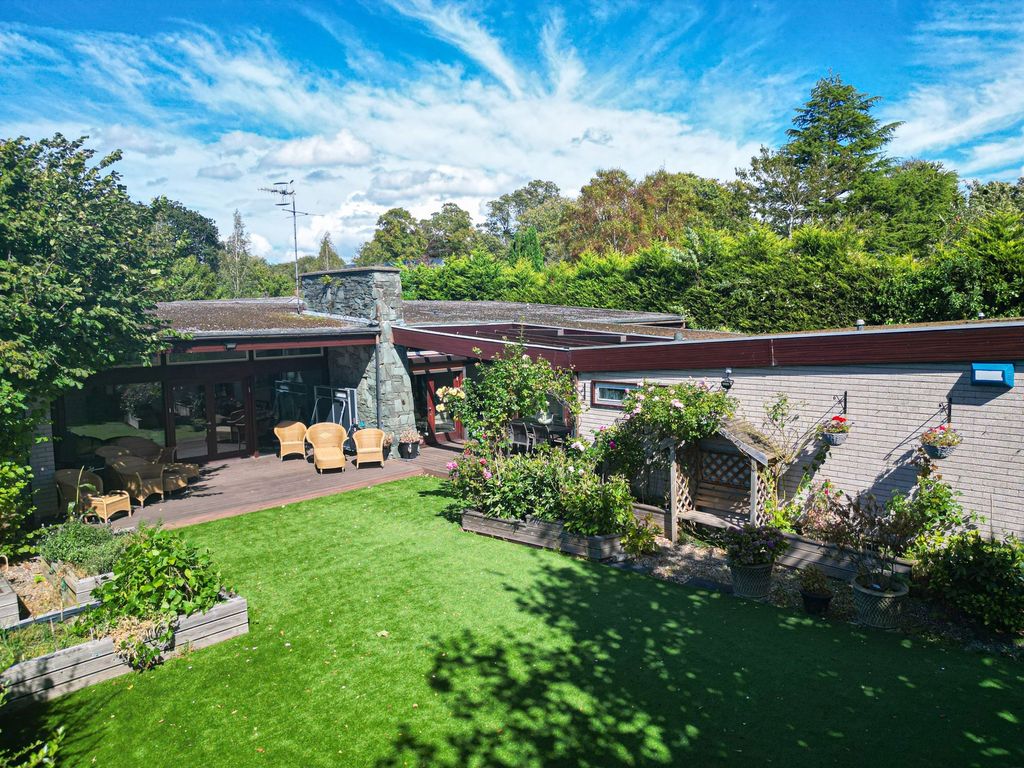 Property photo 1 of 40 Photo 2