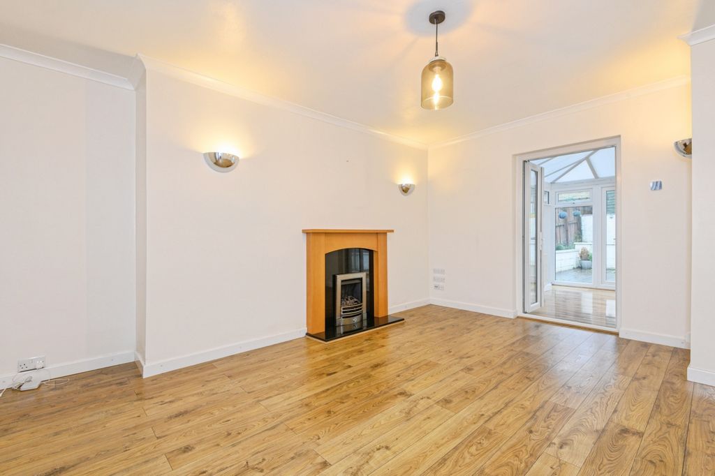 Property photo 3 of 20 Jlp-2