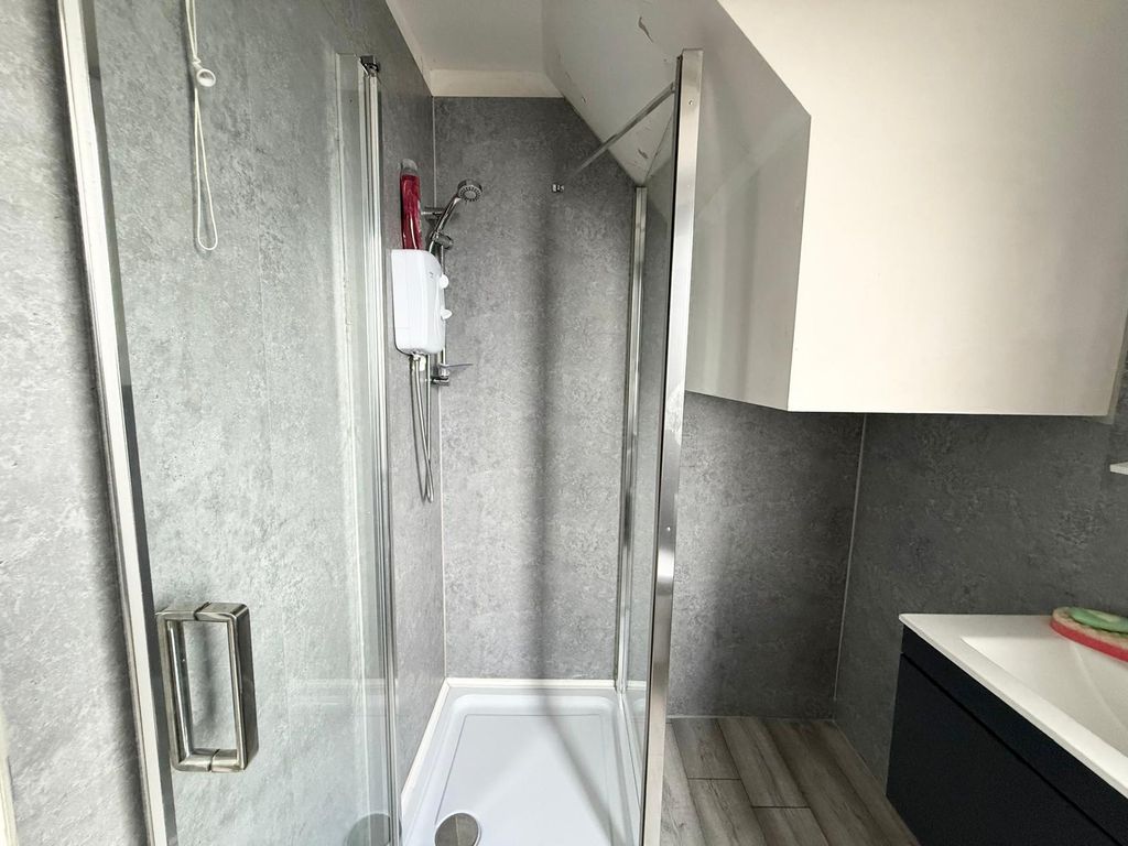 Property photo 1 of 10 Room
