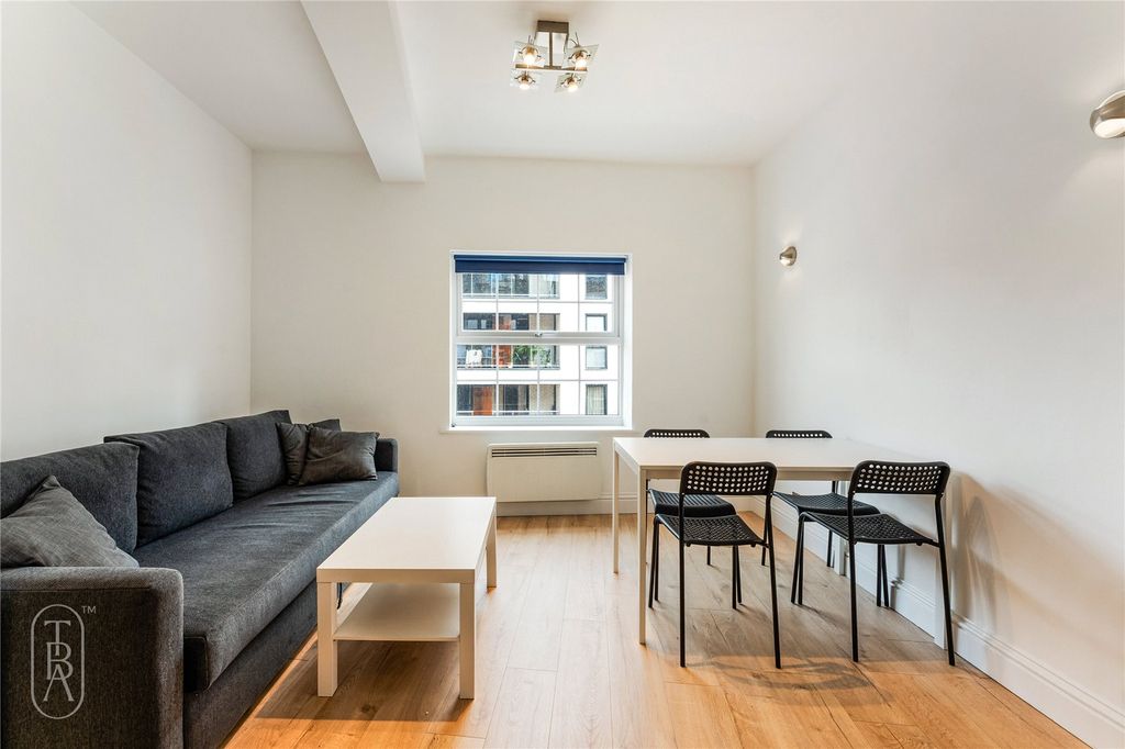 Property photo 2 of 12 Picture No. 10