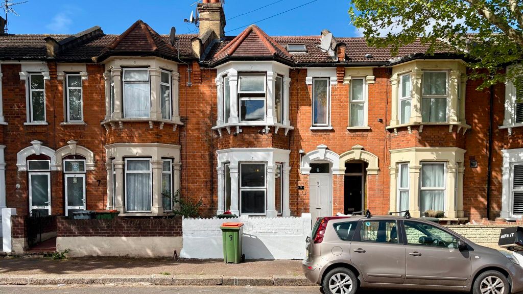 Property photo 1 of 3