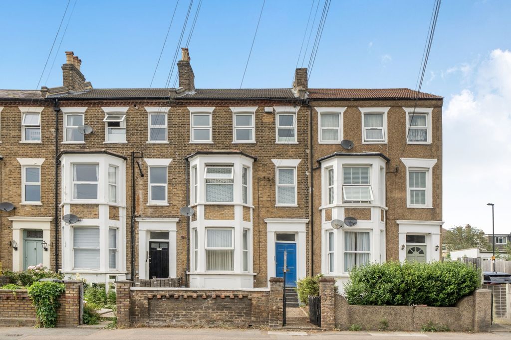Property photo 1 of 14 1469332-13-6A19B3...