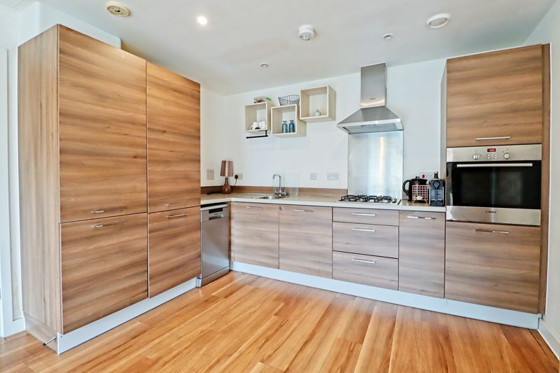 Property photo 3 of 13 Kitchen