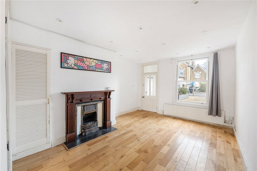 Property photo 2 of 8 Picture No. 06