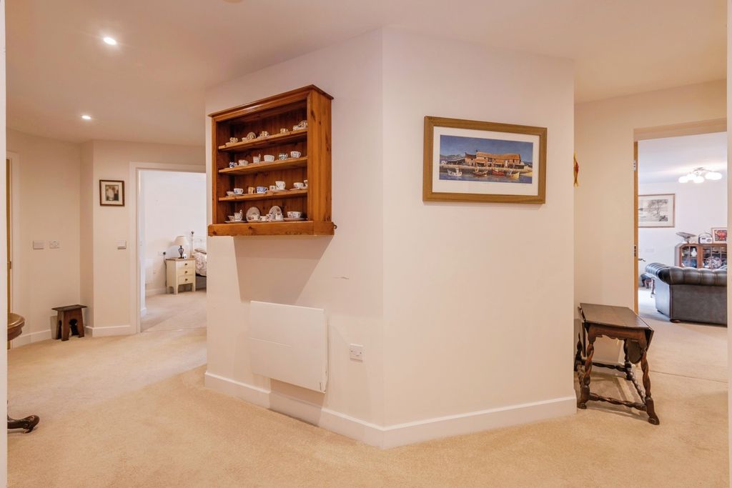 Additional image 9 of 2 bed flat for saleSouth Street, Taunton, Somerset TA1