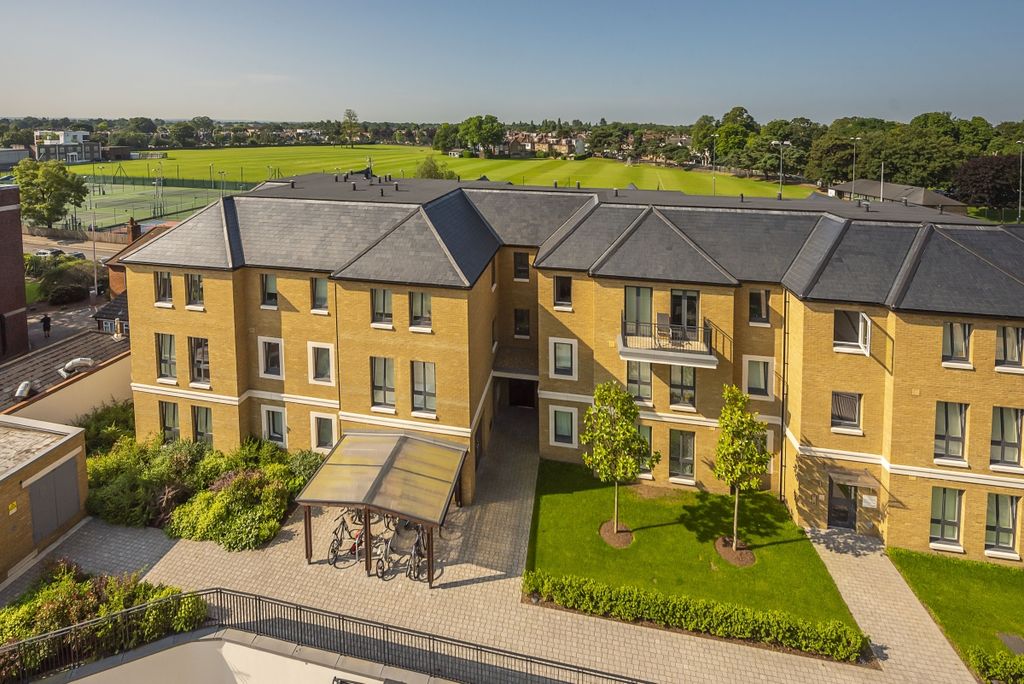 Property photo 1 of 10