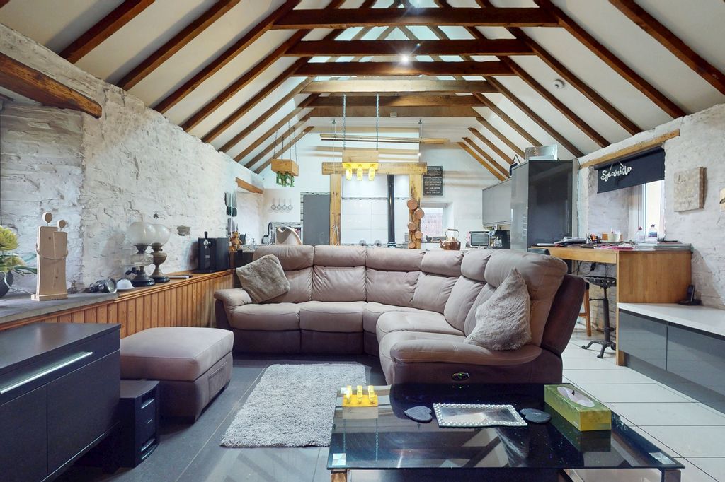 Property photo 2 of 29 Not Specified