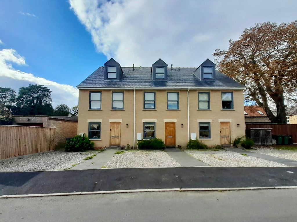 Property photo 1 of 16 Front