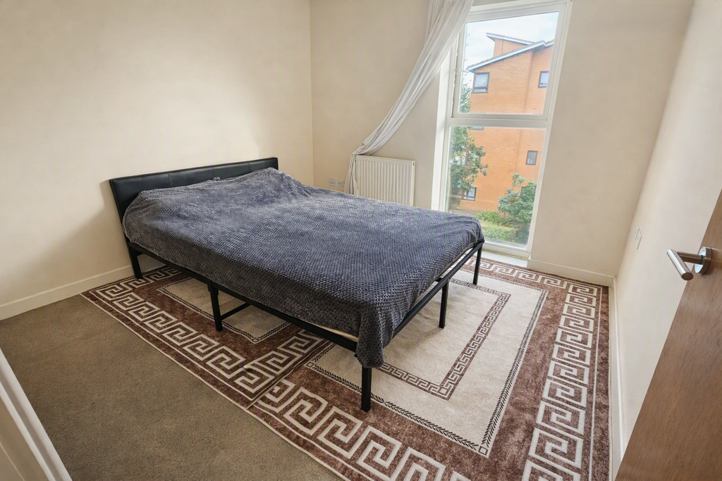Property photo 3 of 5