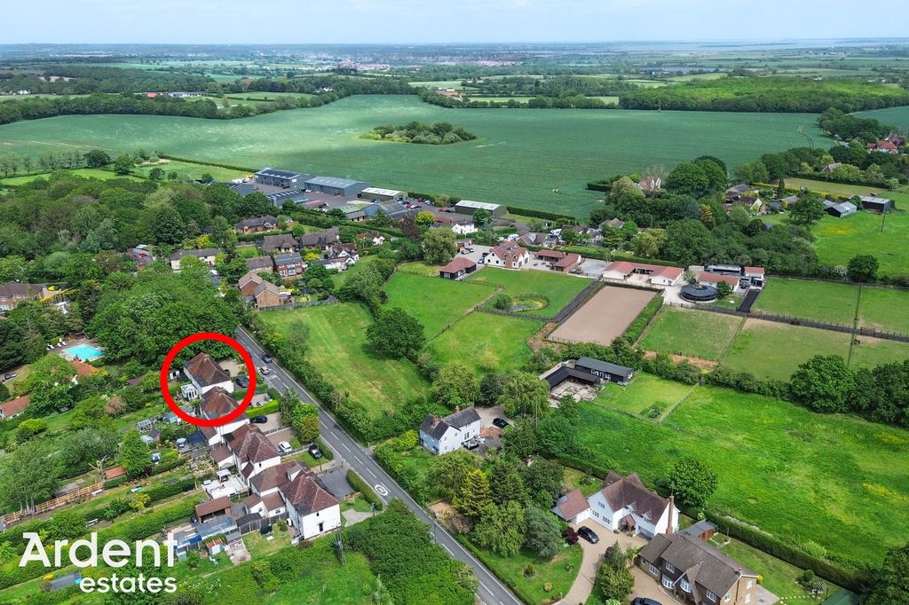 Property photo 2 of 33