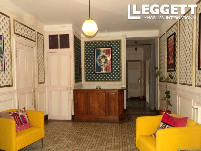 Property photo 3 of 10