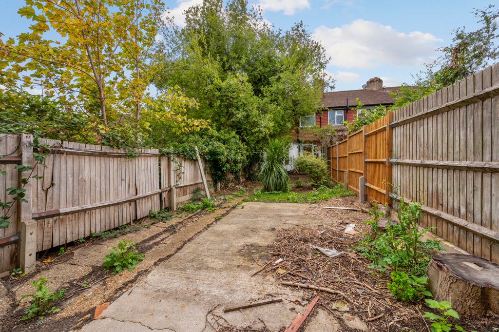 Property photo 3 of 12 Picture No. 17