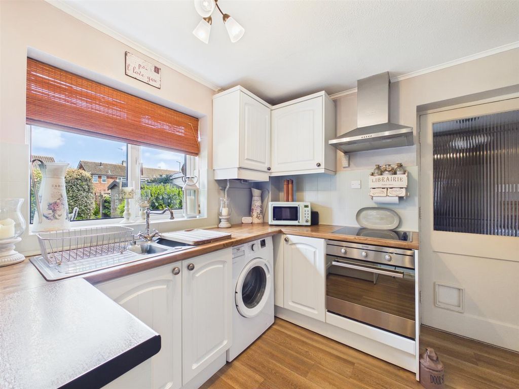 Property photo 3 of 12 Cam02435G0-Pr0214-Still007.Jpg