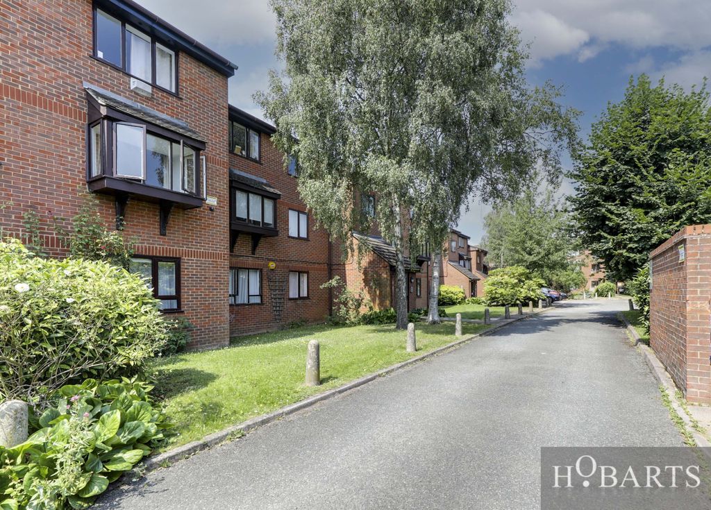 Property photo 3 of 14 Gallery